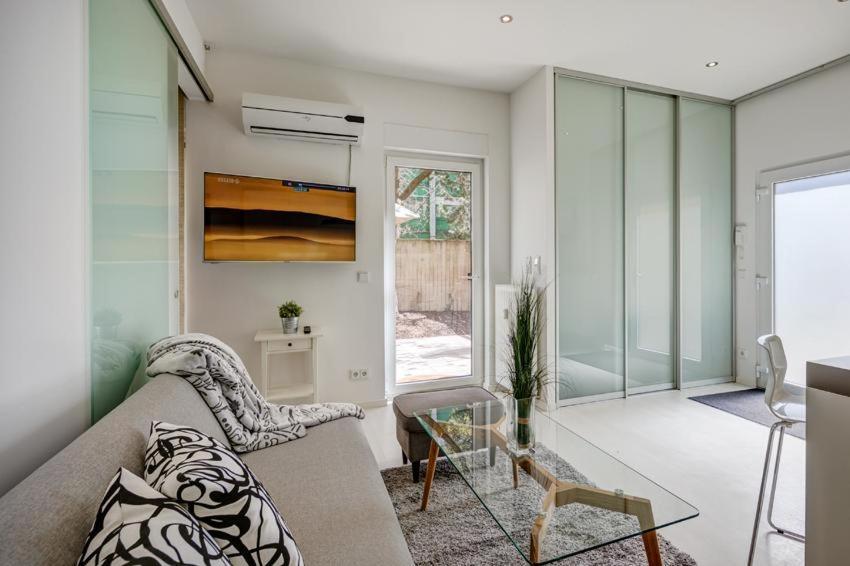 Cozy Modern Apartment With Garden In The Center Next To Oktoberfest Munchen Bagian luar foto