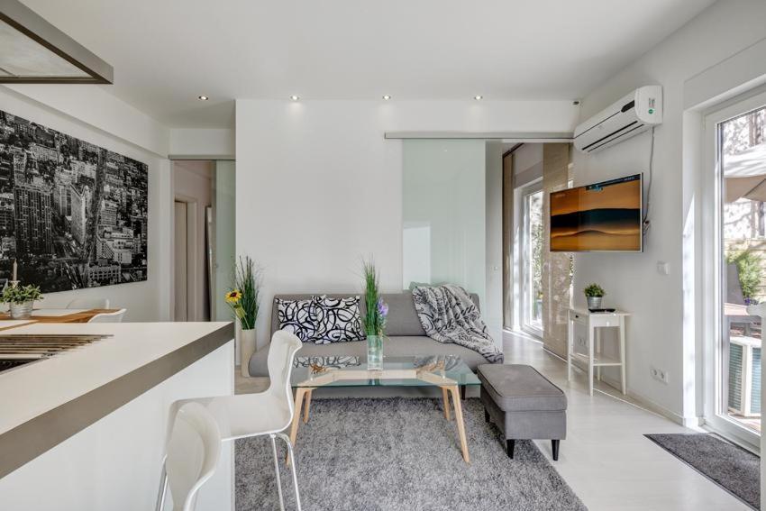 Cozy Modern Apartment With Garden In The Center Next To Oktoberfest Munchen Bagian luar foto